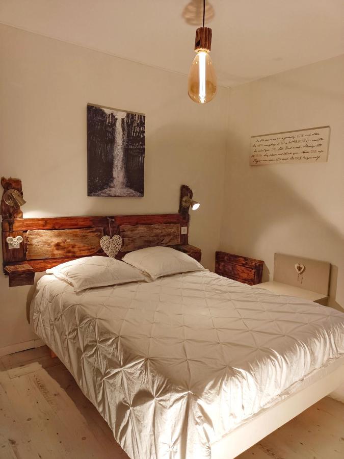 Gite Redrooster Home - 160M2, 4 Ch, 2 Sdb, Fibre, Parking, Sauna, Bain A Remous Theys 외부 사진
