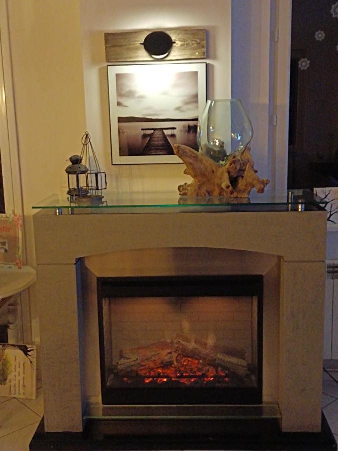 Gite Redrooster Home - 160M2, 4 Ch, 2 Sdb, Fibre, Parking, Sauna, Bain A Remous Theys 외부 사진