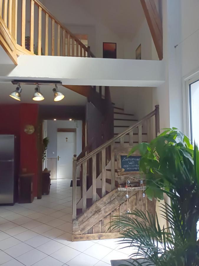 Gite Redrooster Home - 160M2, 4 Ch, 2 Sdb, Fibre, Parking, Sauna, Bain A Remous Theys 외부 사진