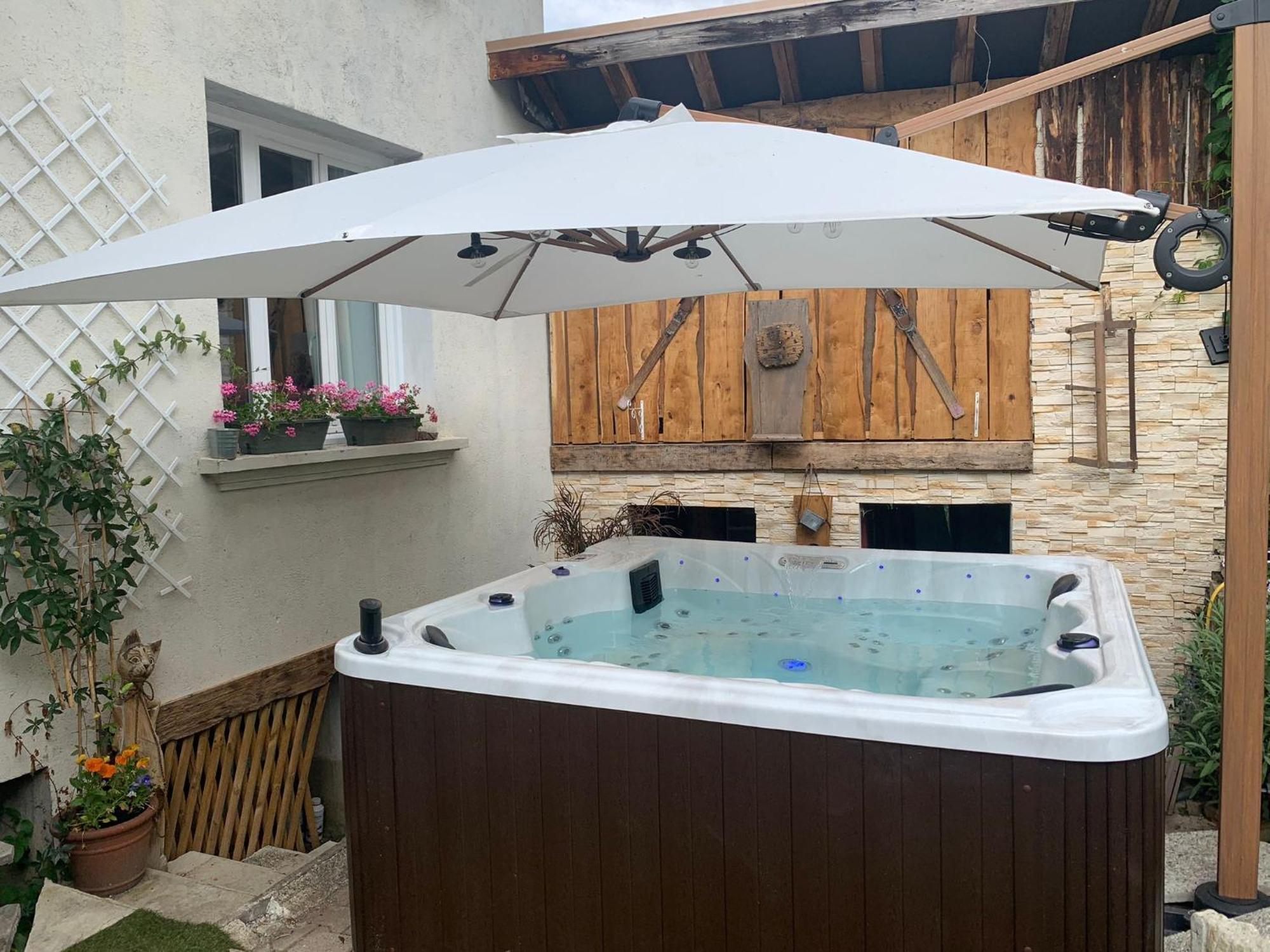 Gite Redrooster Home - 160M2, 4 Ch, 2 Sdb, Fibre, Parking, Sauna, Bain A Remous Theys 외부 사진