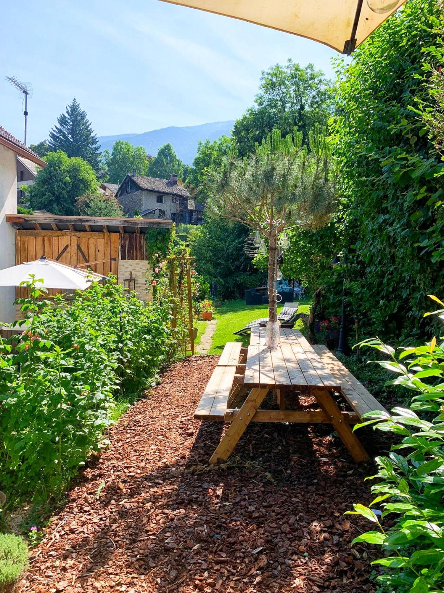 Gite Redrooster Home - 160M2, 4 Ch, 2 Sdb, Fibre, Parking, Sauna, Bain A Remous Theys 외부 사진