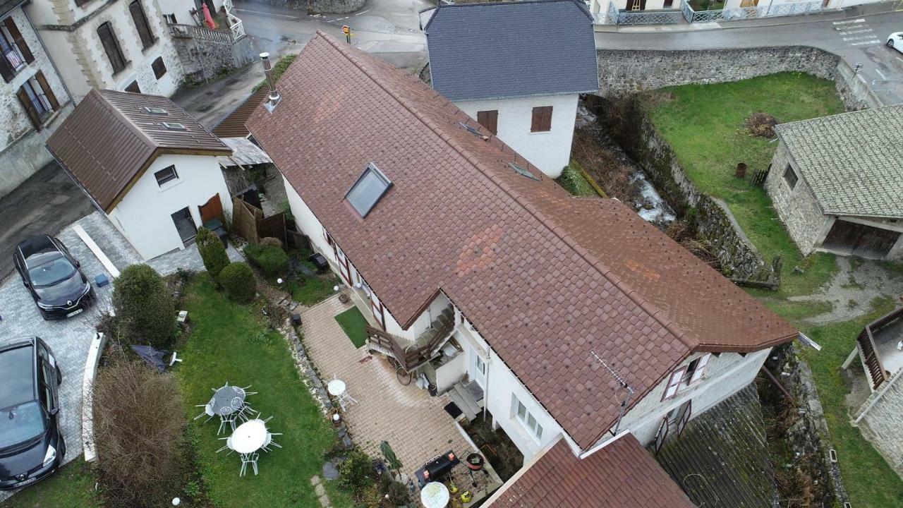 Gite Redrooster Home - 160M2, 4 Ch, 2 Sdb, Fibre, Parking, Sauna, Bain A Remous Theys 외부 사진